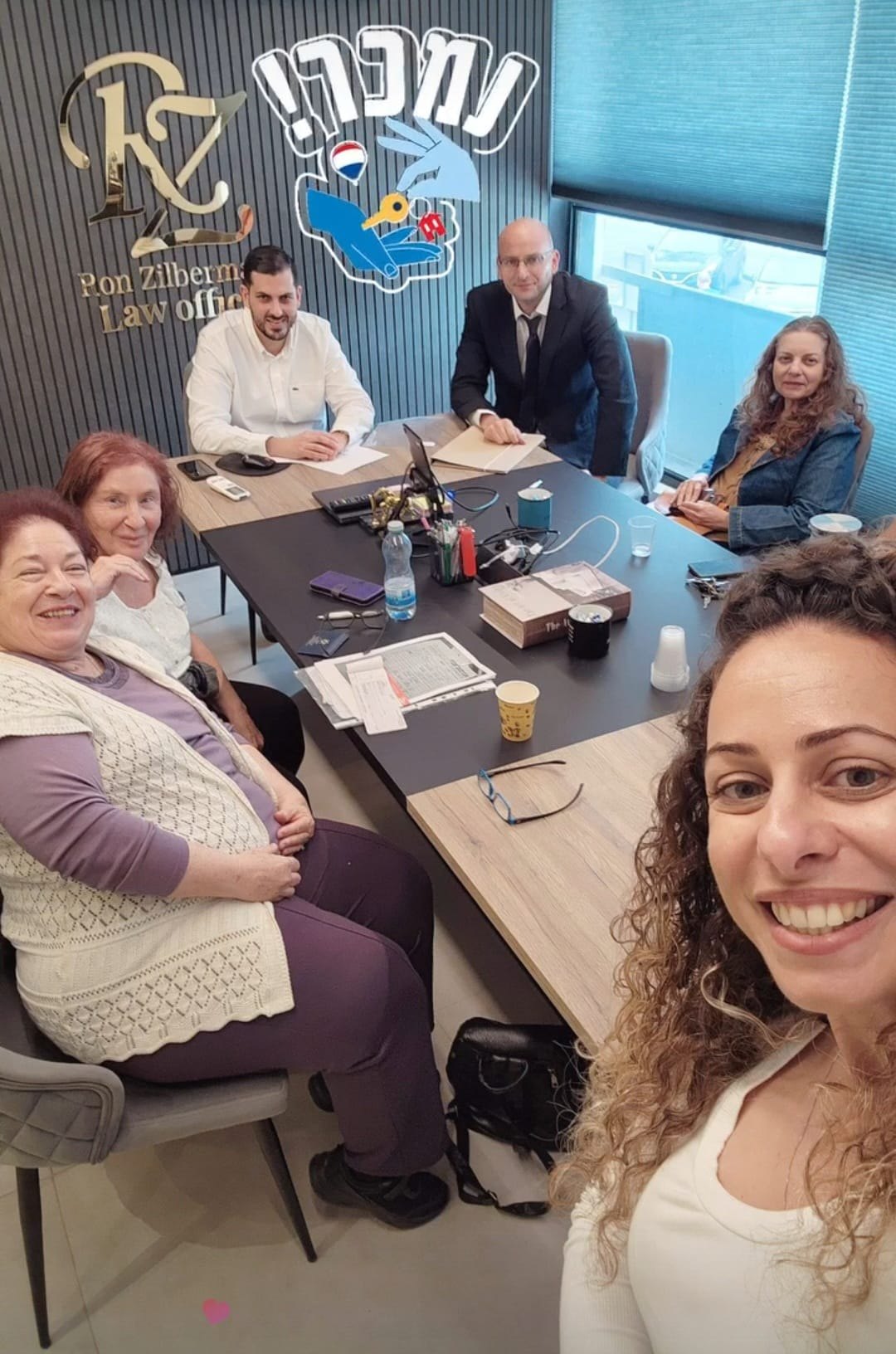 מסירת נכס במשרד עורכי דין
